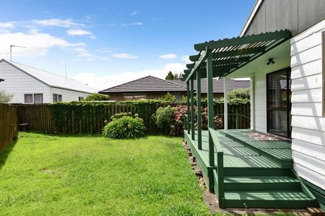 Photo of property in 6/55 Tuhikaramea Road, Dinsdale, Hamilton, 3204