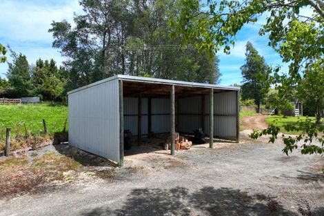 Photo of property in 2 Lees Pakaraka Road, Te Ore Ore, Masterton, 5886