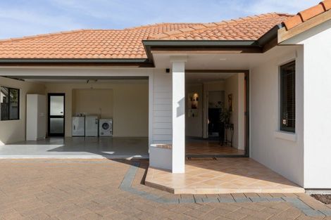 Photo of property in 91 Kahira Crescent, Papamoa Beach, Papamoa, 3118