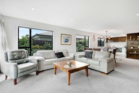 Photo of property in 10 Koreke Lane, Halswell, Christchurch, 8025