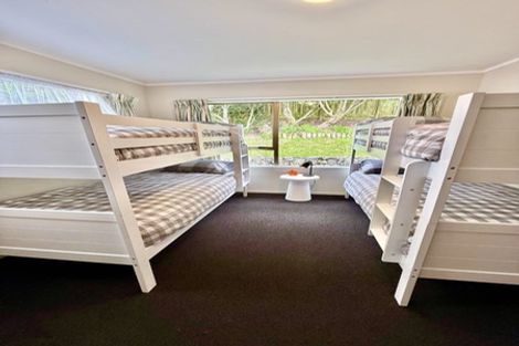 Photo of property in 48 Fyvie Avenue, Tawa, Wellington, 5028