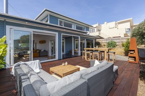 Photo of property in 30 Newry Road, Raumati Beach, Paraparaumu, 5032