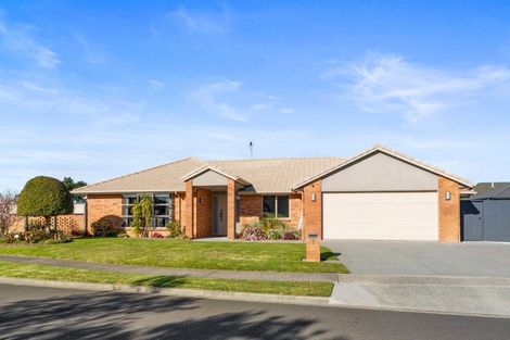Photo of property in 1 Roxbury Place, Papamoa Beach, Papamoa, 3118