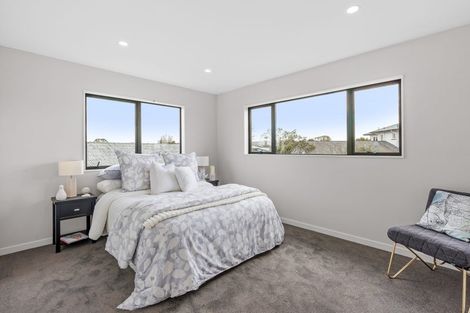 Photo of property in 17a Alexandra Street, Riverhead, 0820