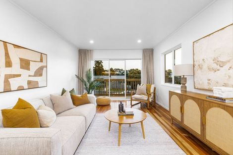 Photo of property in 56 Stott Avenue, Birkdale, Auckland, 0626