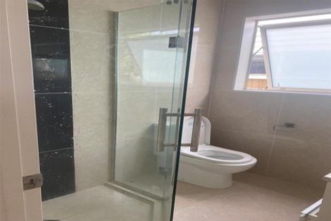 Photo of property in 21e Stamford Crescent, Flat Bush, Auckland, 2019