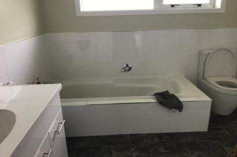 Photo of property in 36 Gilbert Street, New Plymouth, 4310