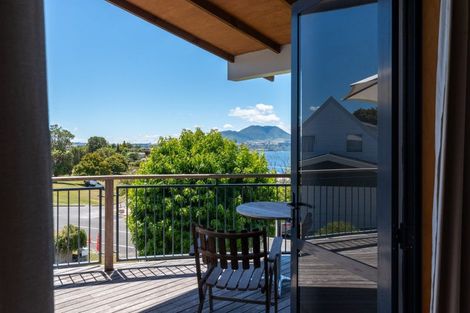 Photo of property in 18 Wakeman Road, Acacia Bay, Taupo, 3330