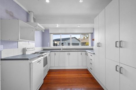 Photo of property in 43 Sheffield Street, Awapuni, Palmerston North, 4412