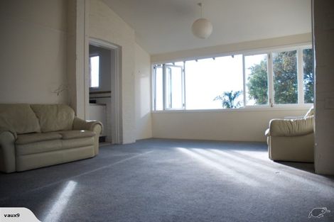 Photo of property in 70-72 Vauxhall Road, Devonport, Auckland, 0624