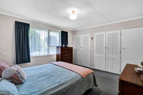 Photo of property in 2 Bronte Place, Whalers Gate, New Plymouth, 4310