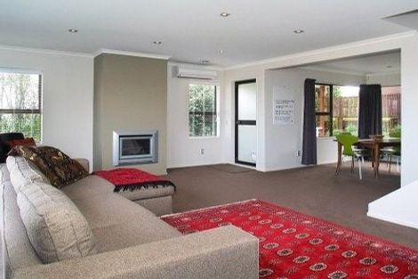 Photo of property in 5 Ramphal Terrace, Khandallah, Wellington, 6035