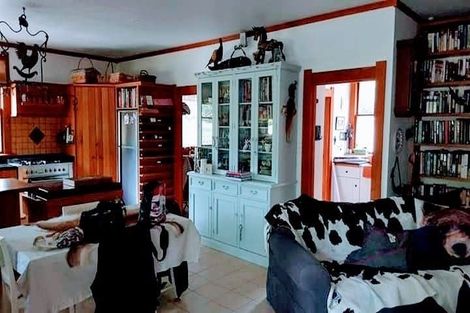 Photo of property in The Trading Post, 900 Waimarama Road, Waimarama, Havelock North, 4294