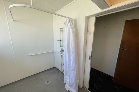 Photo of property in 12 Brains Road, Kelston, Auckland, 0602