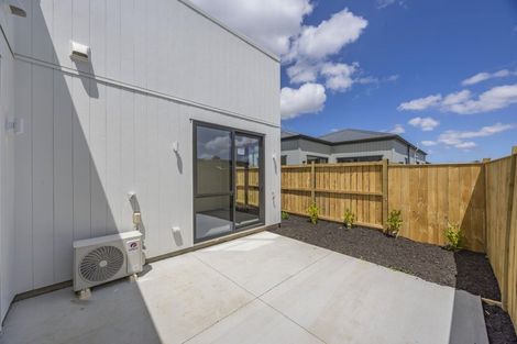 Photo of property in 14 Oopunga Road, Pukekohe, 2120