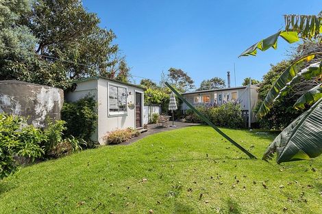 Photo of property in 40 James Mcleod Road, Shelly Beach, Helensville, 0874