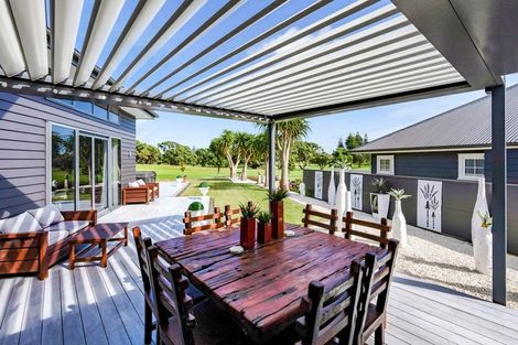 Photo of property in 10 Augusta Grove, Waiwhakaiho, New Plymouth, 4312