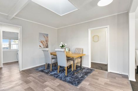 Photo of property in 90 Porchester Road, Papakura, 2110