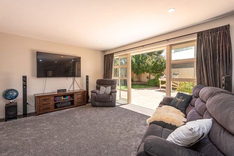 Photo of property in 37 Country Palms Drive, Halswell, Christchurch, 8025