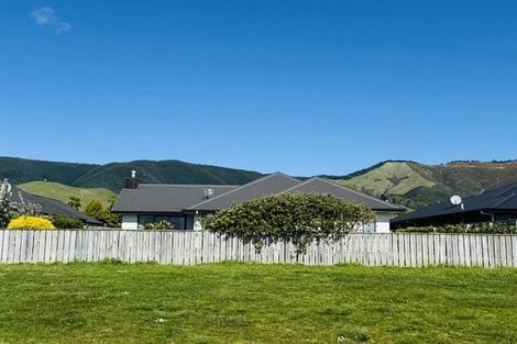 Photo of property in 35 Daelyn Drive, Richmond, 7020