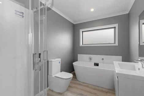 Photo of property in 135 Waipounamu Drive, Kelson, Lower Hutt, 5010