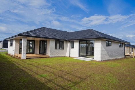 Photo of property in 14 Cascade Crescent, Tikipunga, Whangarei, 0112