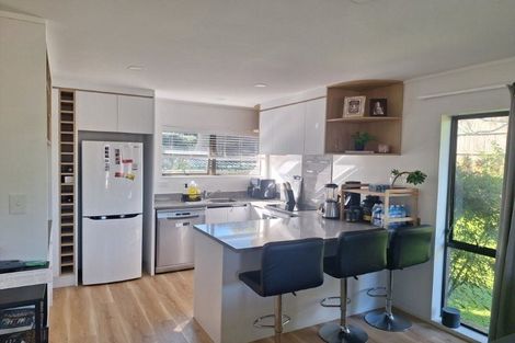 Photo of property in 2/19 Birman Close, Half Moon Bay, Auckland, 2012