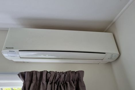 Photo of property in 92 Naenae Road, Naenae, Lower Hutt, 5011