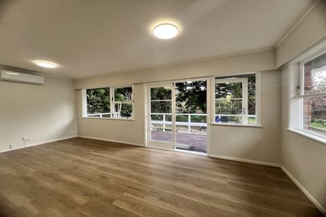 Photo of property in 4 Blenheim Street, Glenfield, Auckland, 0629