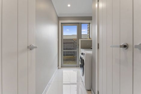 Photo of property in 16 Freedom Drive, Kelvin Grove, Palmerston North, 4414