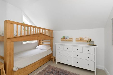 Photo of property in 64 Wilsons Road, Saint Martins, Christchurch, 8022