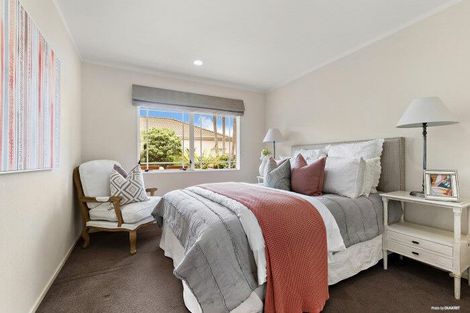 Photo of property in 7 Yarlside Place, Northpark, Auckland, 2013