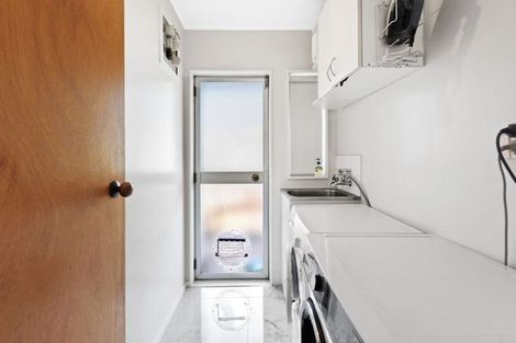 Photo of property in 7 Greenstone Place, Clover Park, Auckland, 2019