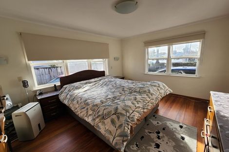 Photo of property in 1/5 Ti Rakau Drive, Pakuranga, Auckland, 2010