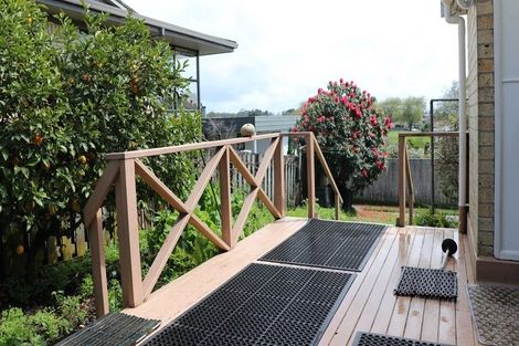 Photo of property in 5 Holden Avenue, Forest Lake, Hamilton, 3200