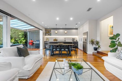 Photo of property in 20 Calgary Street, Sandringham, Auckland, 1041