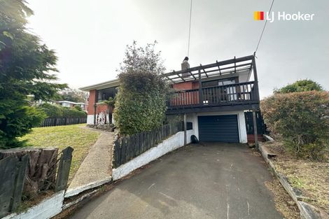 Photo of property in 6 Stephen Street, Halfway Bush, Dunedin, 9010