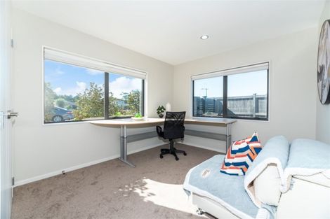 Photo of property in 7 Kahika Grove, Huapai, Kumeu, 0810