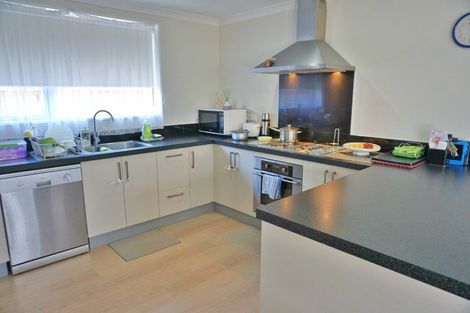 Photo of property in 22 Pounamu Place, Pegasus, 7612