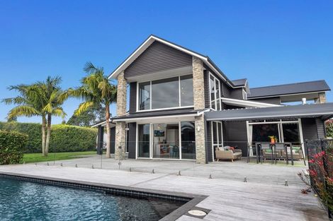 Photo of property in 77 Royal Ascot Drive, Papamoa Beach, Te Puke, 3187