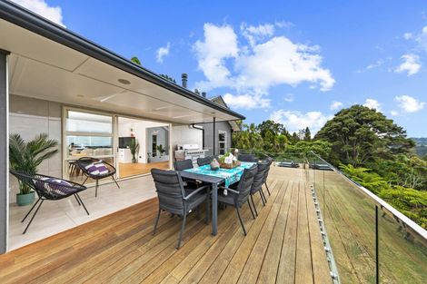 Photo of property in 91 Mountain Road, Henderson Valley, Auckland, 0612
