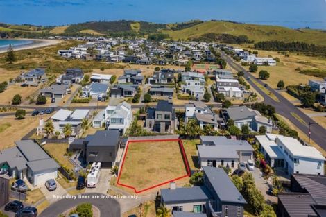 Photo of property in 14 Patiki Place, Omaha, 0986