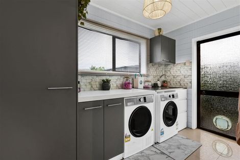 Photo of property in 142 Parklands Avenue, Bell Block, New Plymouth, 4312