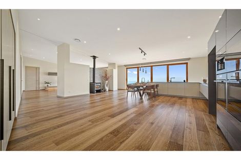 Photo of property in 6 Sowerby Place, Richmond Hill, Christchurch, 8081