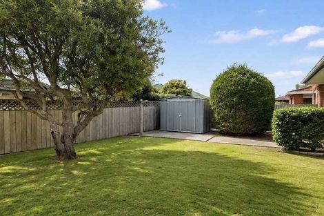 Photo of property in 60a Arawhata Road, Paraparaumu, 5032
