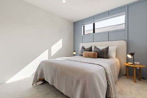 Photo of property in 247 Shakespeare Street, Leamington, Cambridge, 3432