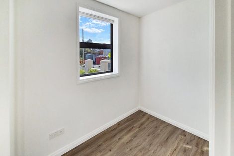 Photo of property in 2/8b Rugby Road, Birkenhead, Auckland, 0626