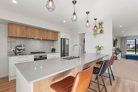 Photo of property in 3 Woodford Avenue, Woodend, 7610