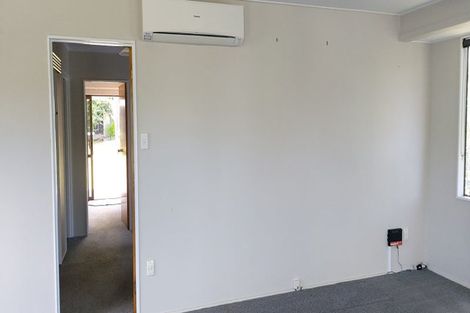 Photo of property in 24 Shearwater Street, One Tree Point, 0118