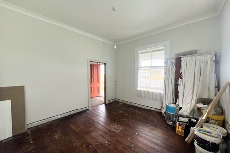 Photo of property in 24 Cole Street, Dannevirke, 4930